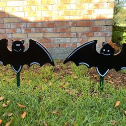 Boy And Girl Halloween bats 