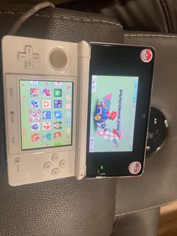 Nintendo 3DS Handheld Console White looking to trade it for a Xbox series s or x