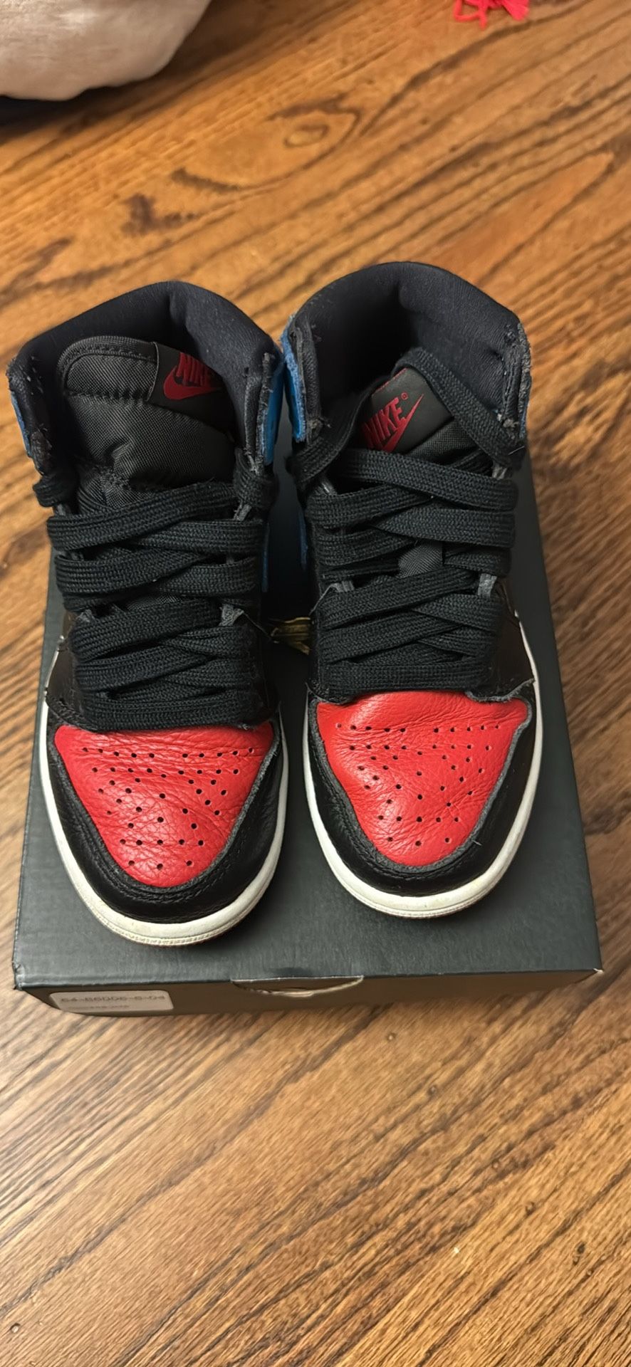 Used Little Kids Air Jordan 1 High Size 12