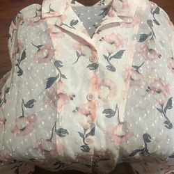 Women’s Dazy Flower Blouse Size Large