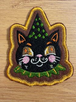 Retro Vintage Inspired Halloween Black Cat Embroidered Patch Iron On