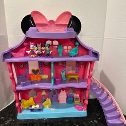 Minnie Mouse 1990’s talking Bow Sweet Home Doll House with Figures and Furniture