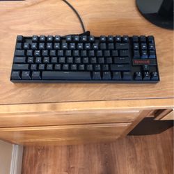 Led Red Dragón Keyboard And Led Mouse Acer Monitor
