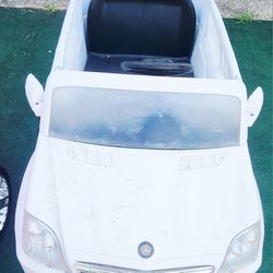 Mercedes Ride On Vehicle 