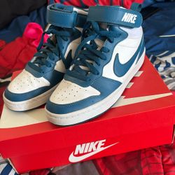 Youth Nikes