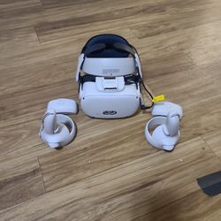 Oculus Quest 2 With Lots Of Aftermarket Parts