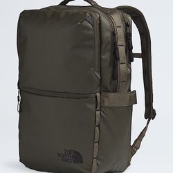 Base Camp Voyager Daypack (26L)