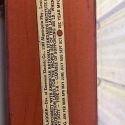 40’ FIBERGLASS HEAVY DUTY EXTENSION LADDER 