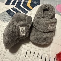 UGG 0/1 Used Infant Shoe