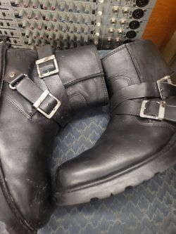 Sketchers work boots