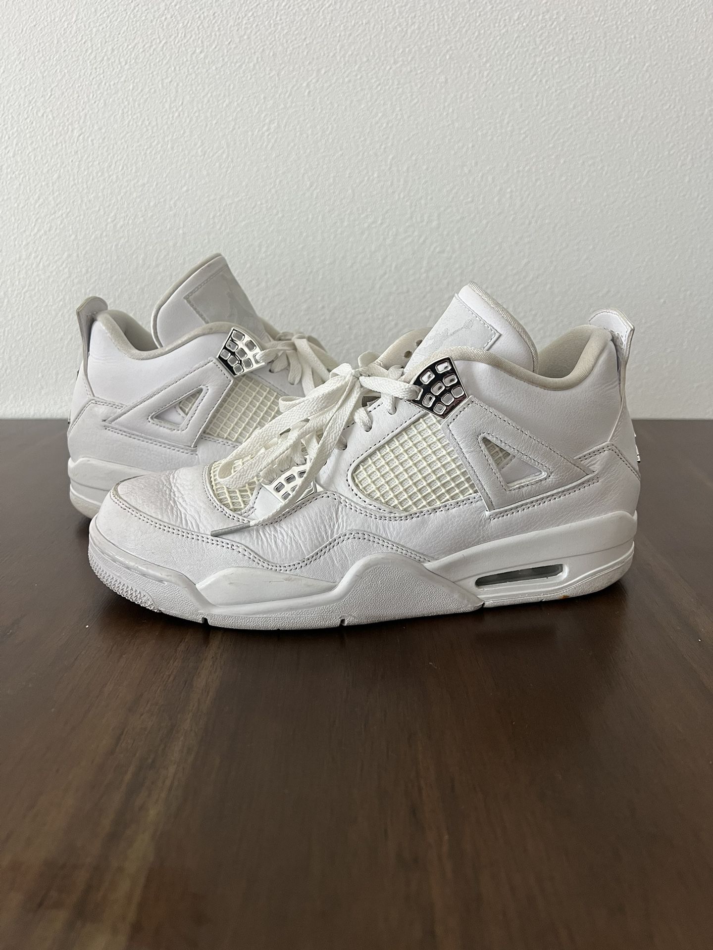 Jordan 4 Pure money Size 10