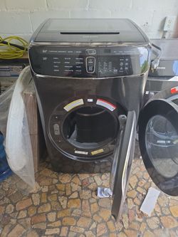 Samsung Front Load Electric Dryer – Black Stainless – Excellent Condition
