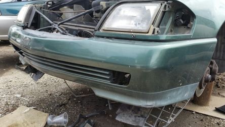 1990/1995 Mercedes sl 500 front bumper