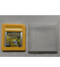 Pikachu Version Pokémon  (Nintendo Game Boy)  DMG - APSE - USA   The product is compatible with Nintendo Game Boy console, the game falls under the ac