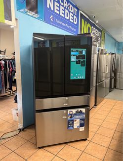 Samsung Bespoke 36” Wide Family Hub Refrigerator