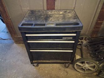 Craftsman rolling tool box tool chest