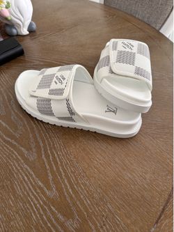 LV man sandals
