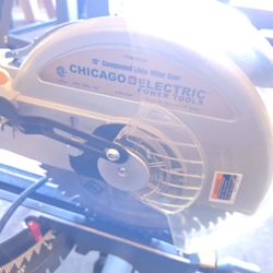 10” Sliding Compound Miter Saw + Heavy-Duty Stand – Chicago Electric
