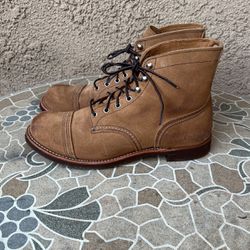 RED WING BOOTS - 8083 IRON RANGER HAWTHORNE SIZE 10 MEN'S