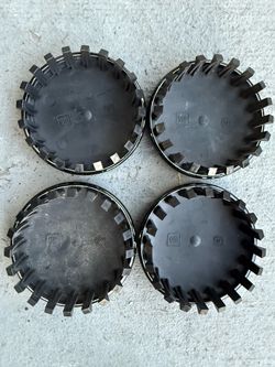 FOR SALE – Set of 4 Original GMC Wheel Center Caps.