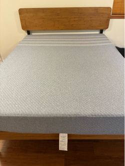 Leesa Studio 10” Queen Mattress, Cooling Memory Foam ($627 value)
