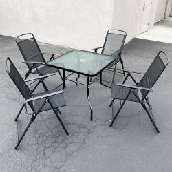 New in box $100 Outdoor 5 Piece Patio Set (32x32” Table and 4pc Folding Chairs) Garden Furniture 