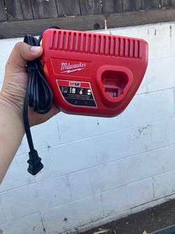 Milwaukee m12 charger
