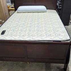 Complete Full Size Bed W Mattress 