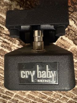 Cry Baby Wah mini by Dunlop