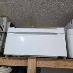 LG Washer/dryer Riser With Storage