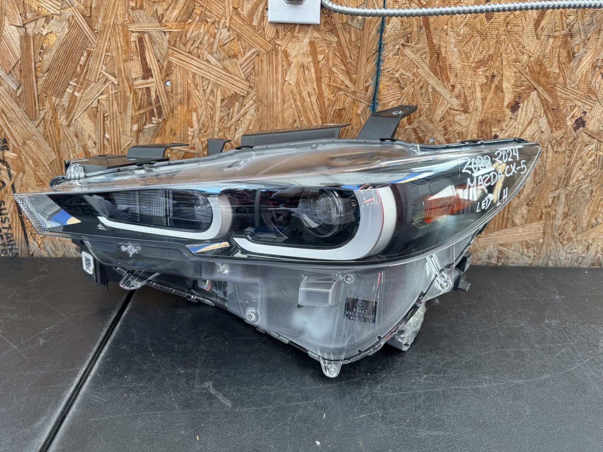 2022 2023 2024 MAZDA CX-5 LEDT SIDE HEADLIGHT LED OEM USED