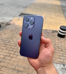 iPhone 14 Pro unlocked