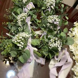 Ling’s Pew/Isle Floral