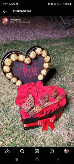 Flower Arrangement/ Arreglo de Rosas