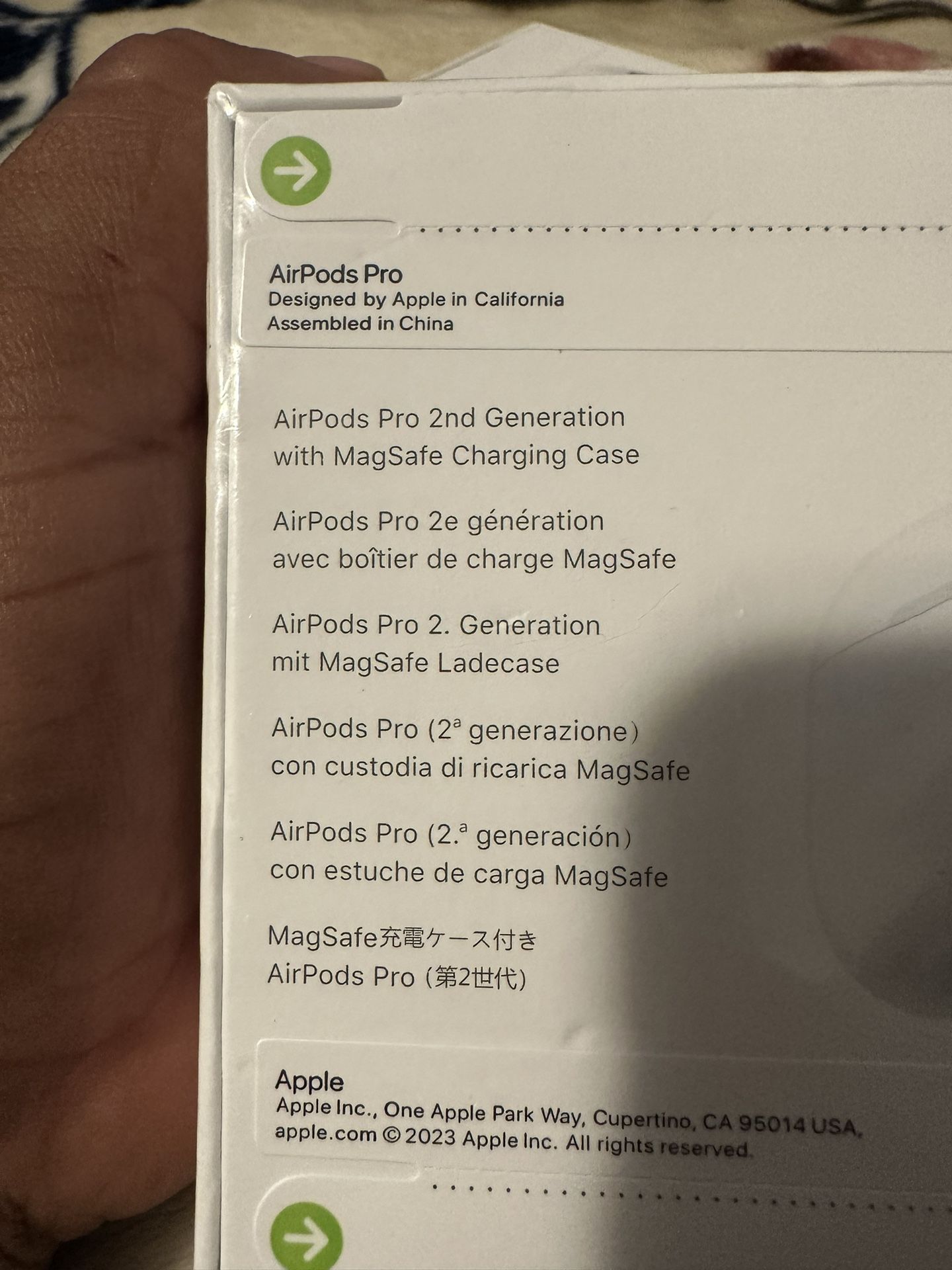 AirPods