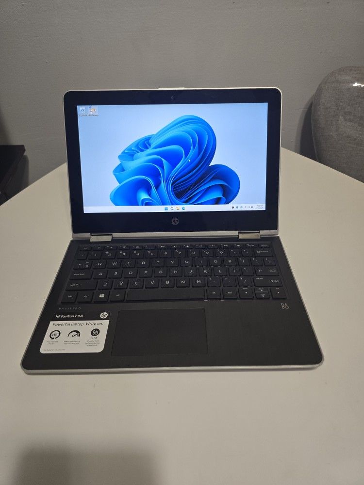 11.5 inch TOUCHSCREEN
HP Laptop Tablet