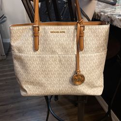 Michael Kors Bag 