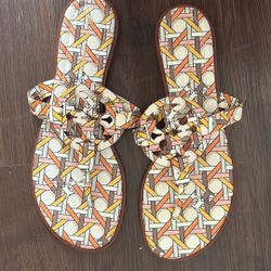 Shoes For Sale !! 125 Tory Burch  Guccis 200