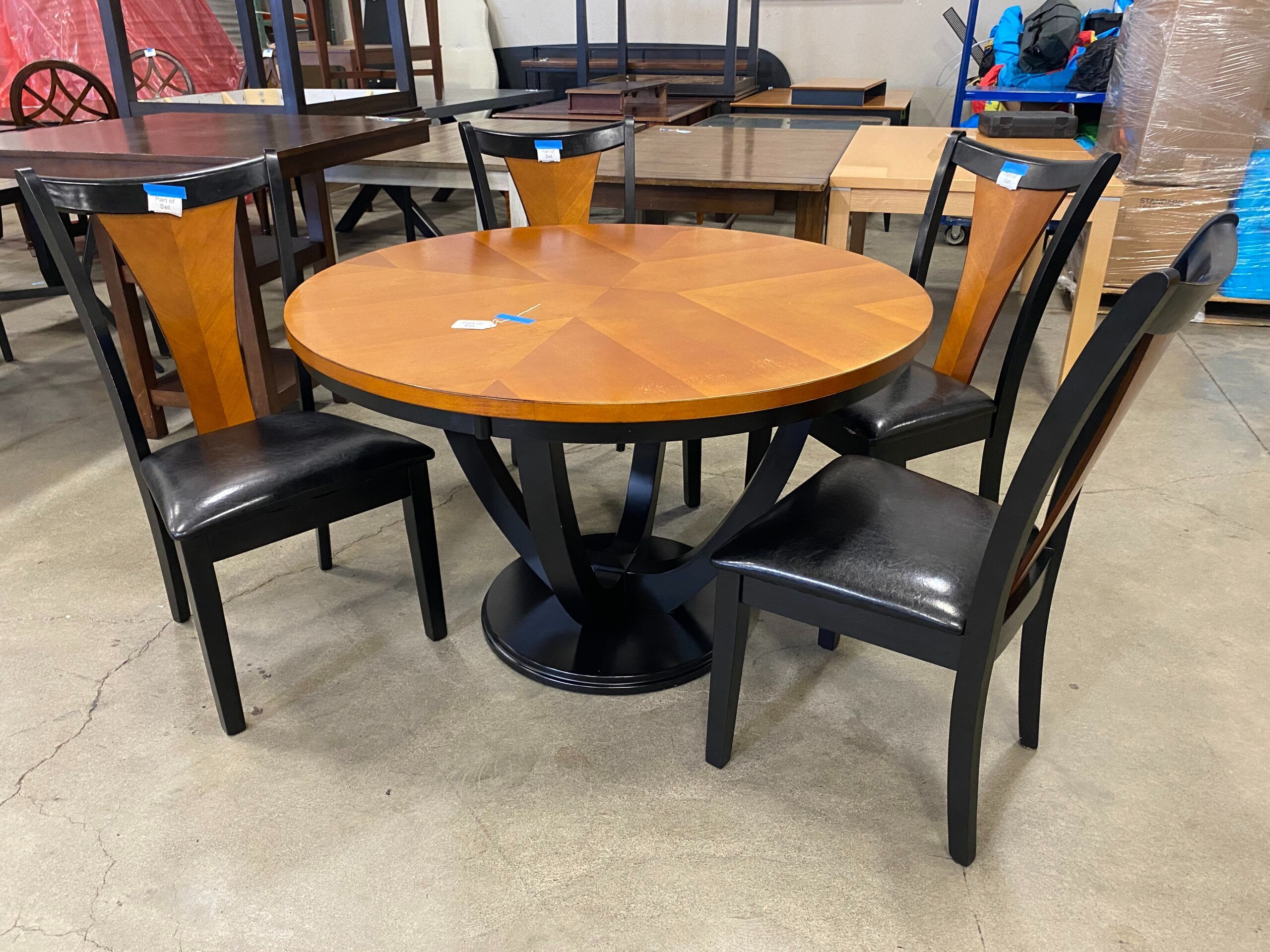 COASTER Boyer Black & Cherry Dining Table & 4 Leather Upholstered Chairs