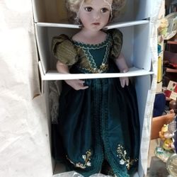 Rapunzel Collector's Doll 