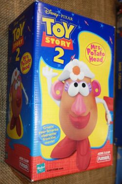 Disney TOY STORY 2 Mrs. Potato Head Playskool 1999 NEW BOX