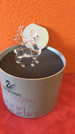 Swarvoski Reindeer with Certificate