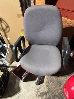 Free – rolling office chair