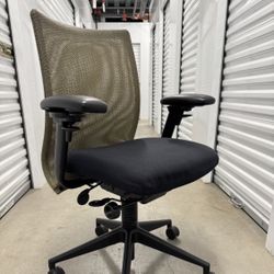 Office moving Steelcase office furniture clearance sale: Jersey office chair/ side chair (each)