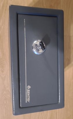 Safe for Sale Sentry Safe $45.00 O.B.O.