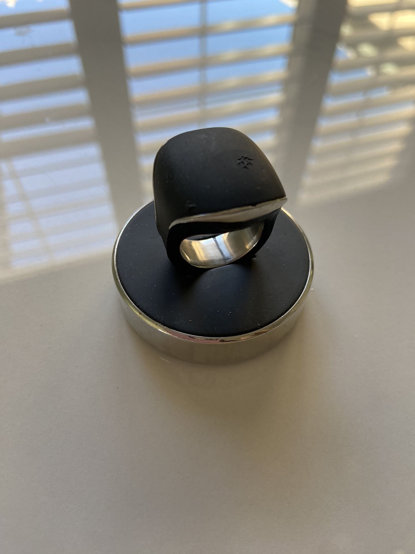 Nimb Smart Ring With Panic Button Size 8