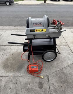 RIDGID 1822-I Auto Chuck Pipe Threading Machine