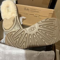 Ugg Slippers For Girls Size #2