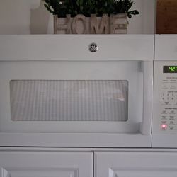 GE Over Range Microwave 