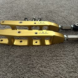 ISC V3 Gold Suspension Rear Lower Control Arms